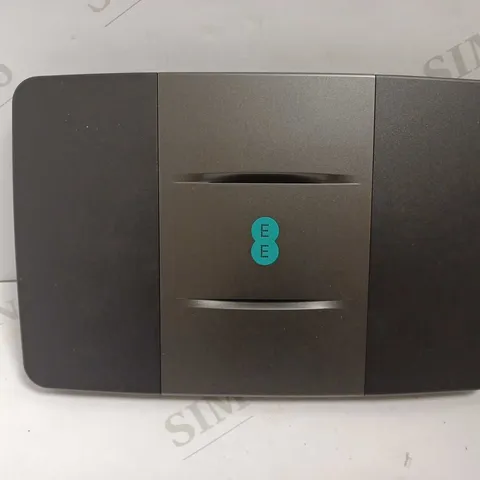 EE SMART HUB - BLACK