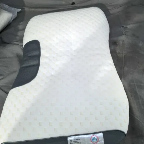 3X WHITE CONTOURED NECK SUPPORT CUSHION WITH GREY PANEL