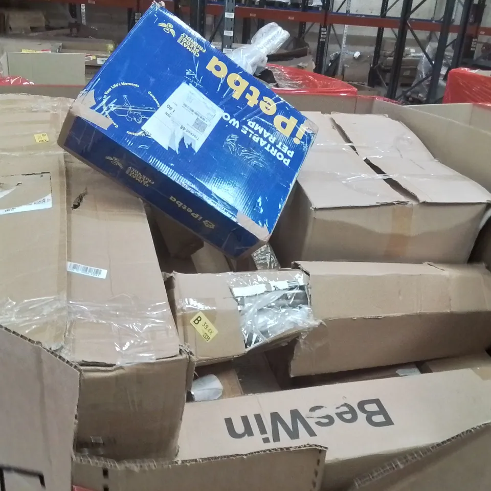 PALLET OF ASSORTED HOUSEHOLD GOODS AND PRODUCTS TO INCLUDE;RETRACTABLE SAFETY GATE,TRAMPOLINE,RAKE