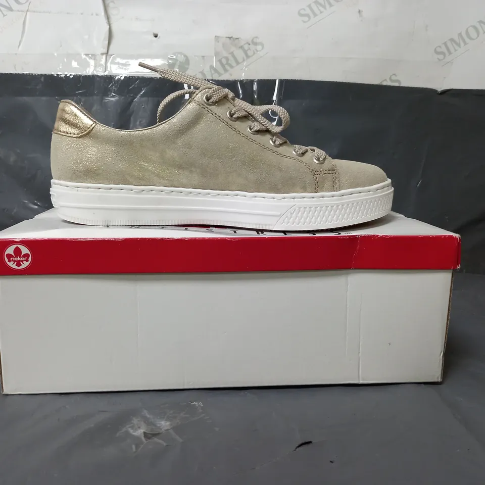 RIEKER ANTI-STRESS LACE UP PUMPS GOLD SIZE 6.5