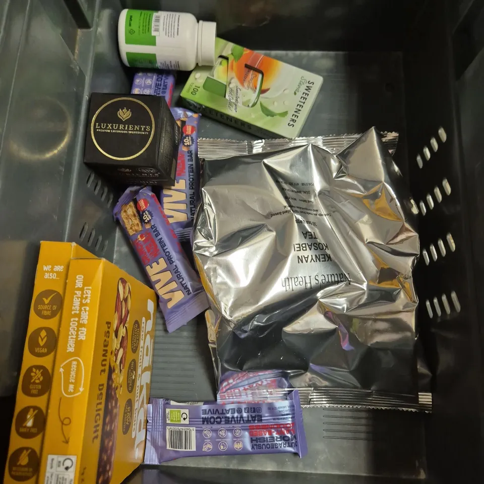 APPROXIMATELY 15 ASSORTED FOOD AND DRINK PRODUCTS TO INCLUDE - HIGH 5 ENERGY GEL ORANGE - VIVE PROTEIN BARS - EXHALE ROAST COFFEE - ETC