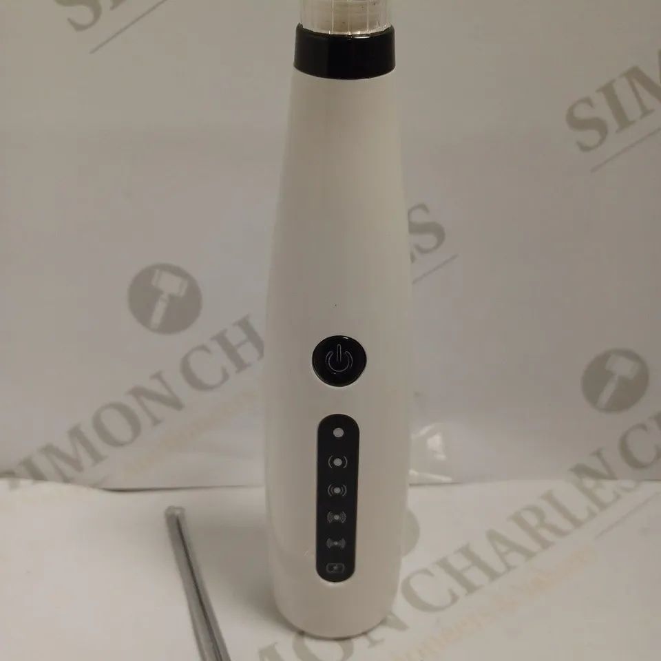 BLACKHEAD COSMETOLOGY APPARATUS - WHITE 
