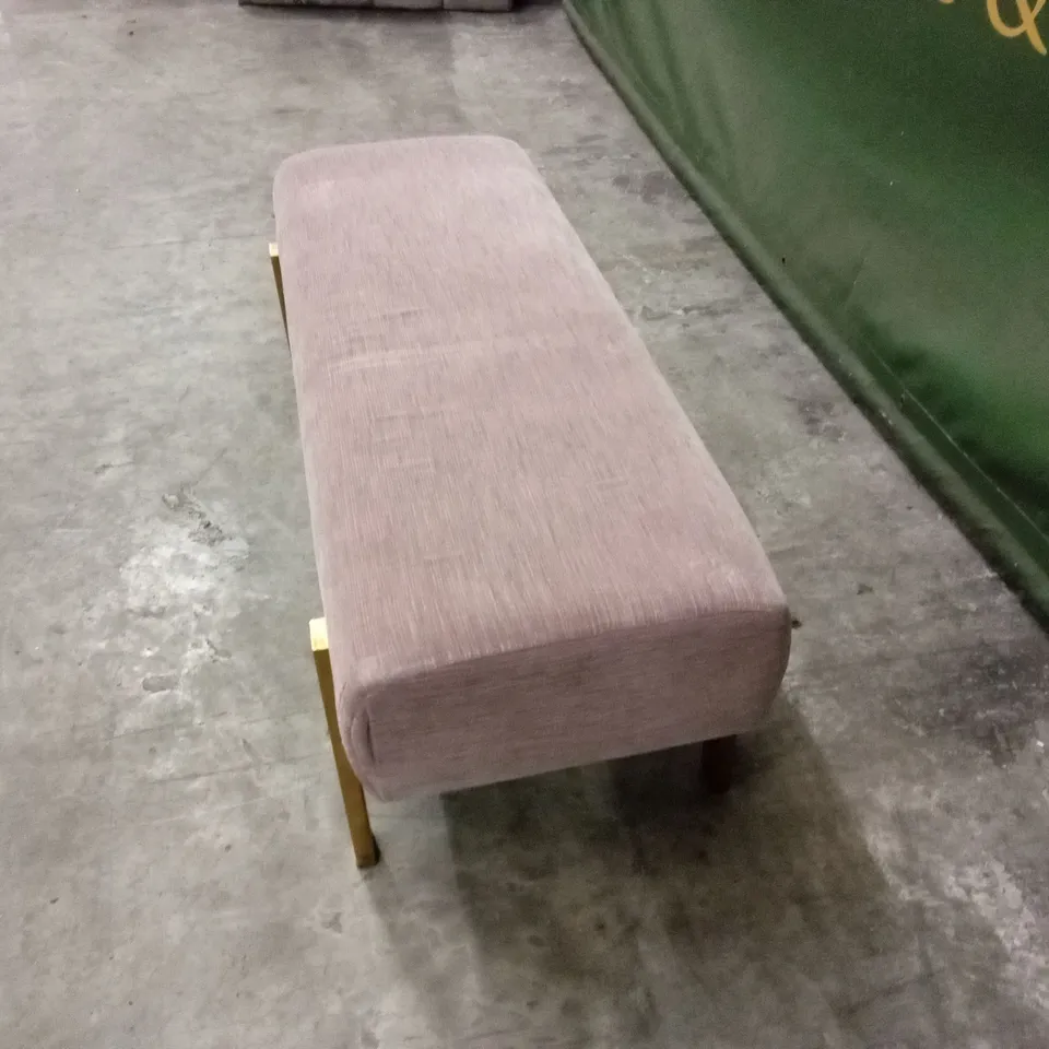 QUALITY DESIGNER SMALL 2 SEATER BLUSH FABRIC BENCH WITH GOLD METAL LEGS