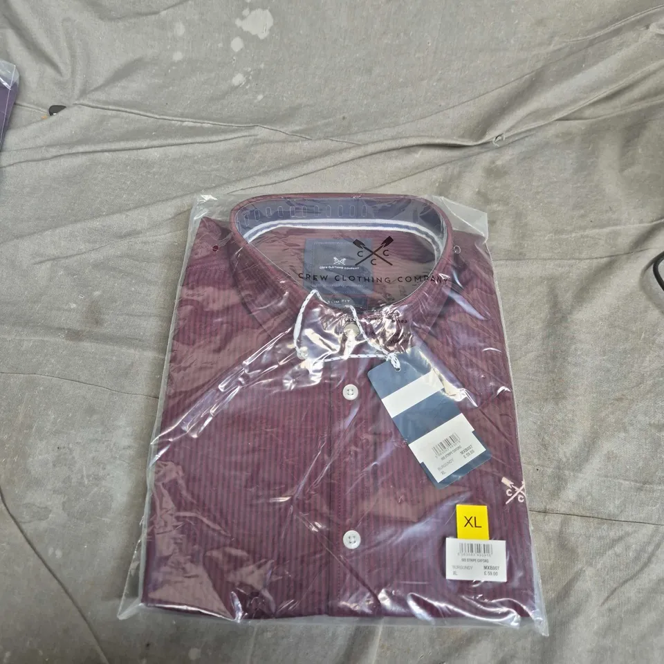 CREW CLOTHING COMPANY BURGUNDY STRIPE OXFORD SHIRT – SLIM FIT – XL