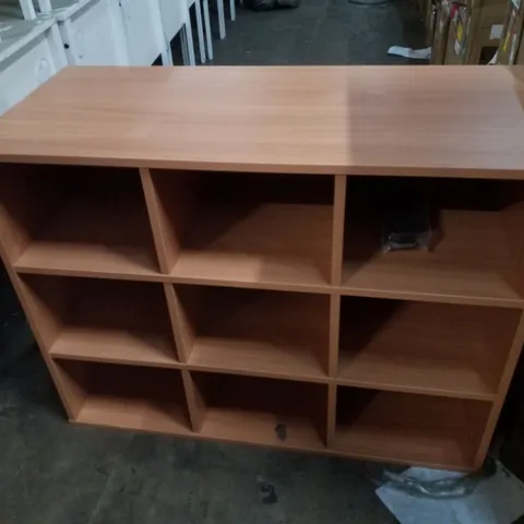 9 EXTRA DEEP BEECH MFC TRAY STORAGE UNIT WITH CASTORS 1030×453×792MM