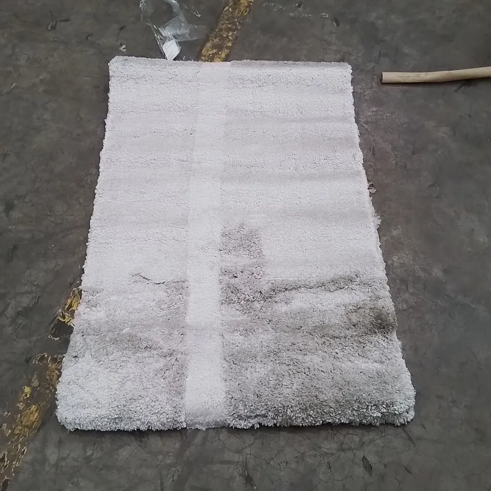 QUALITY DESIGNER AREA RUG - APPROXIMATELY 150X80CM