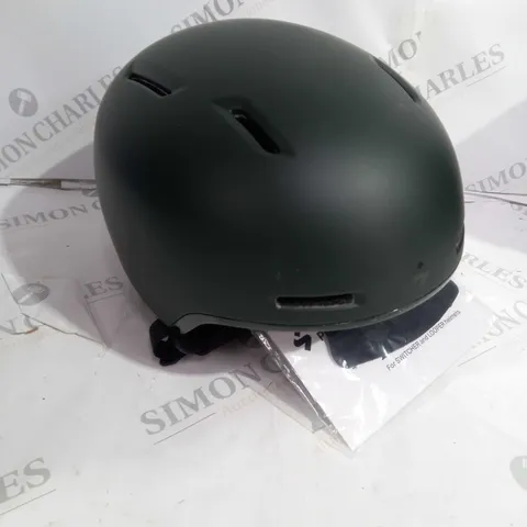 SWEET PROTECTION GREEN BICYCLE HELMET
