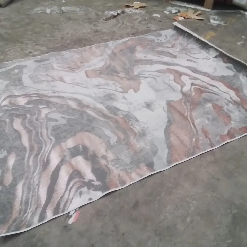 QUALITY DESIGNER AREA RUG - APPROXIMATELY 230X160CM
