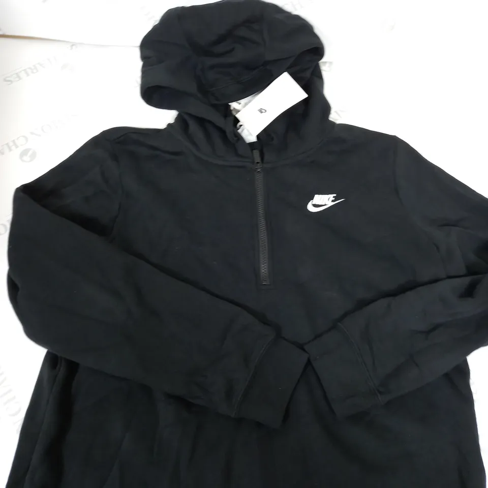 NIKE HALF ZIP JACKET SIZE M 