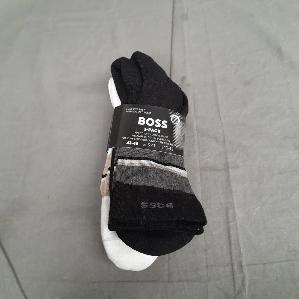 BOSS 3 PACK OF SOCKS - UK 9-11