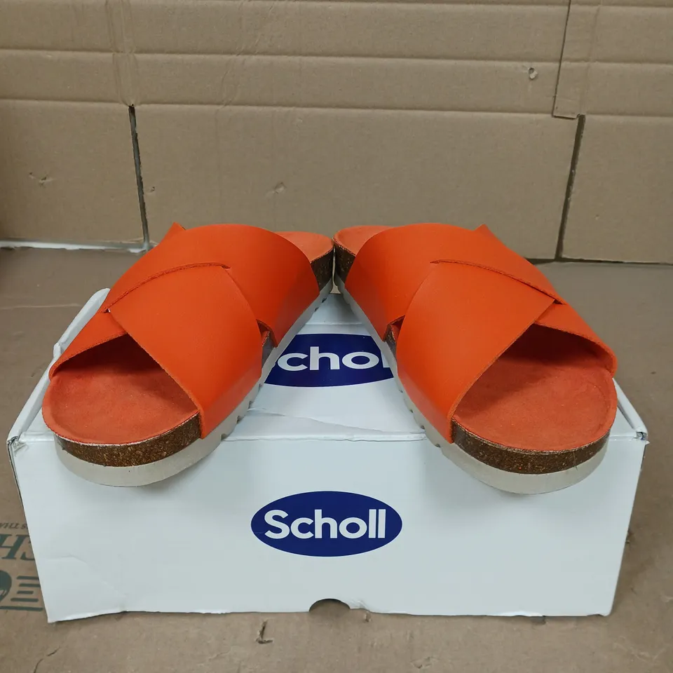 SCHOLL VIVIAN SANDALS ORANGE SIZE 6.5