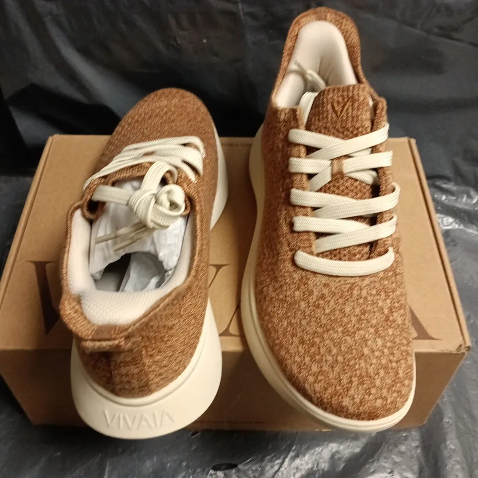 BOXED VIVIA URBAN NUTMEG WOOL TRAINERS - UK 7