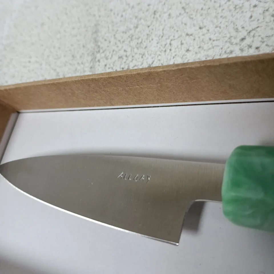 ALLOY STAINLESS STEEL KNIFE WITH GREEN MARBLED HANDLE – BOXED
