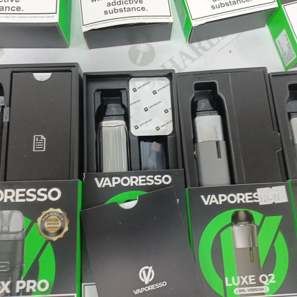 LOT OF 8 ASSORTED VAPORESSO E-CIGS TO INCLUDE LUXE QS AND LUXE X PRO