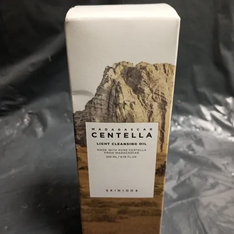 SKIN 1004 CENTELLA LIGHT CLEANSING OIL - 200ML