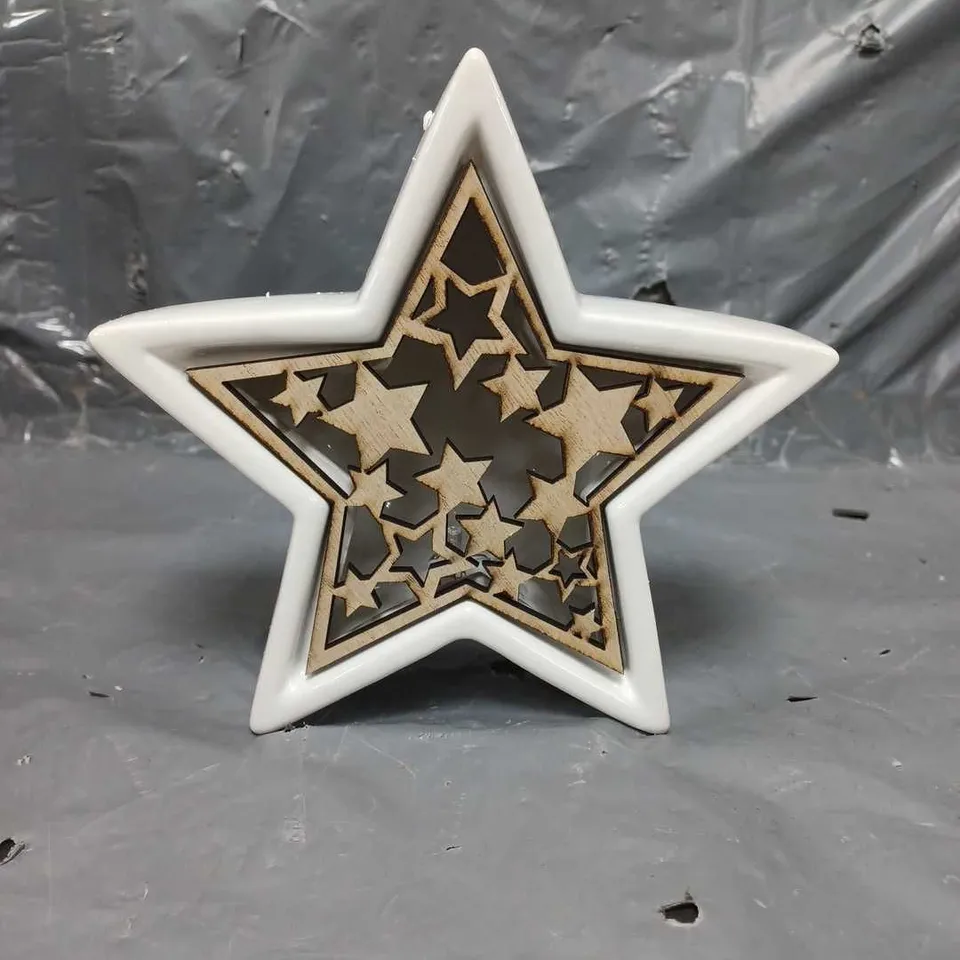 16 CM LIGHT UP CERAMIC STAR CHRISTMAS DECORATION