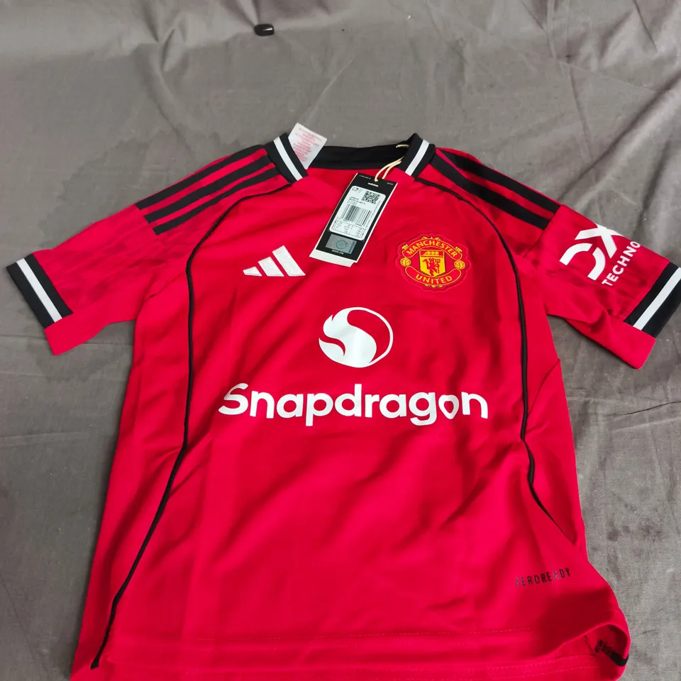 MANCHESTER UNITED HOME SHIRT SIZE 7-8 YRS 