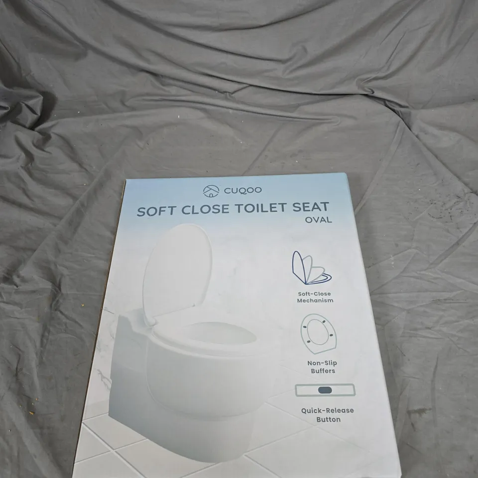 CUQOO SOFT CLOSE TOILET SEAT OVAL – INCLUDES FIXINGS & CHROME COVERS