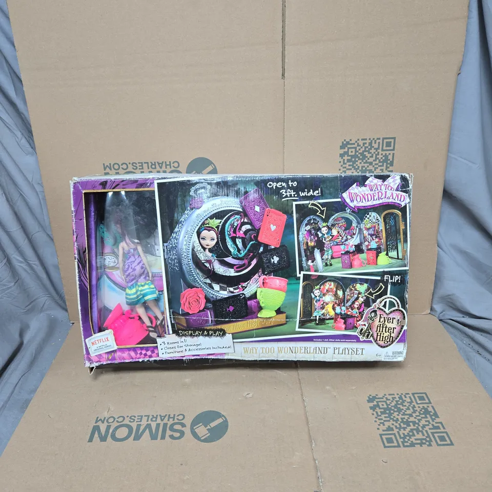 NETFLIX EVER AFTER HIGH, WAY TO WONDERLAND PLAYSET BOXED