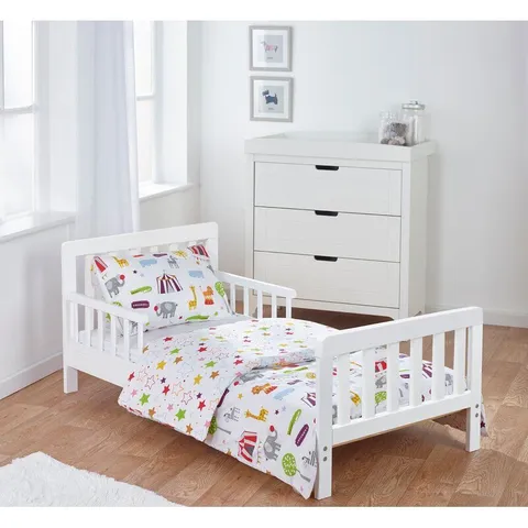 BOXED BURNS US 68X132CM TODDLER BED FRAME (1 BOX)