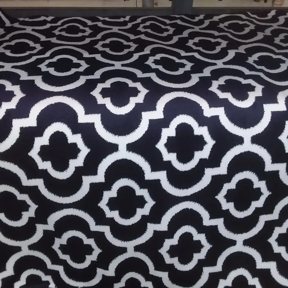 MIST 3028 NAVY BLUE - WHITE RUG 