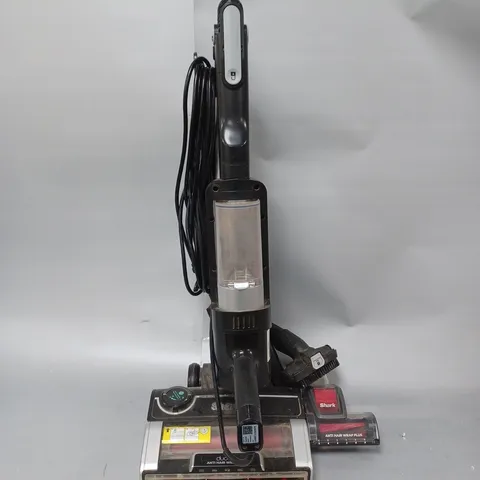 SHARK STRATOS DUO CLEAN CORDED STICK VACUUM PET PRO MODEL HZ3000UKT