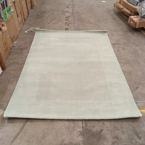 QUALITY DESIGNER AREA RUG APPROXIMATELY 234 X 162CM