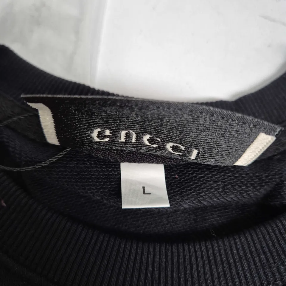 GUCCI BLACK SWEATSHIRT WITH DRIPPING GG LOGO – SIZE L