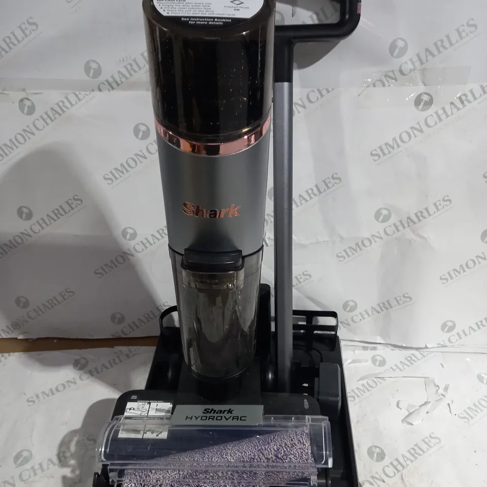 BOXED SHARK HYDROVAC HARD FLOOR WET & DRY CORDLESS CLEANER WD210UK