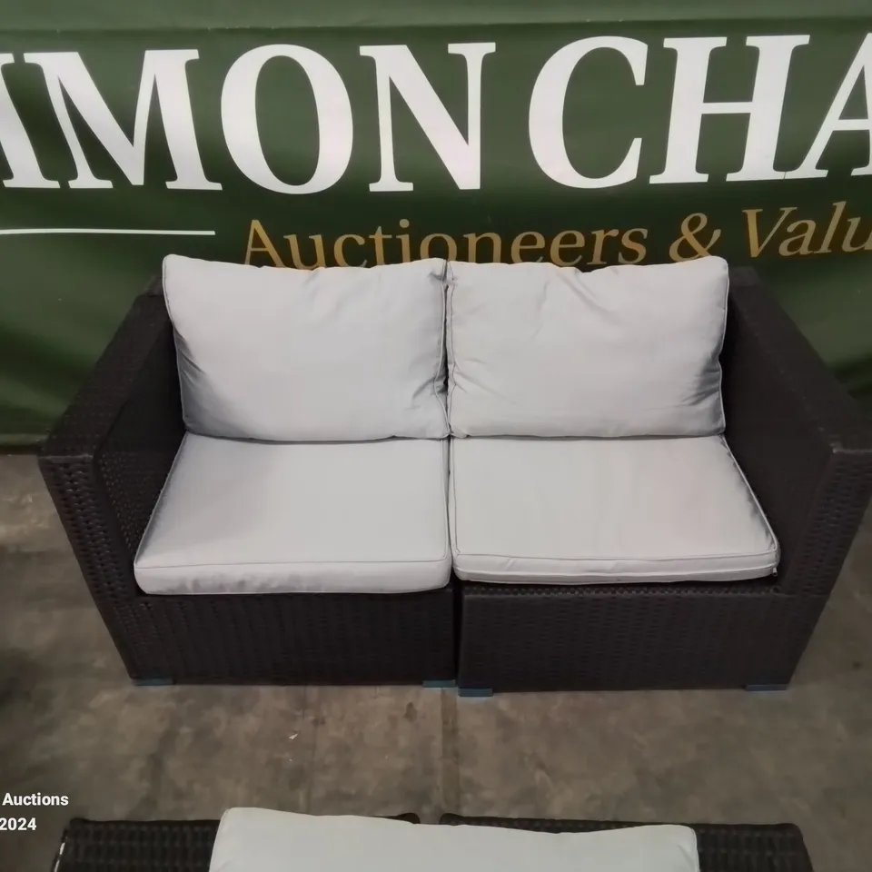 RATTAN SET SOME CUSHIONS MISSING 