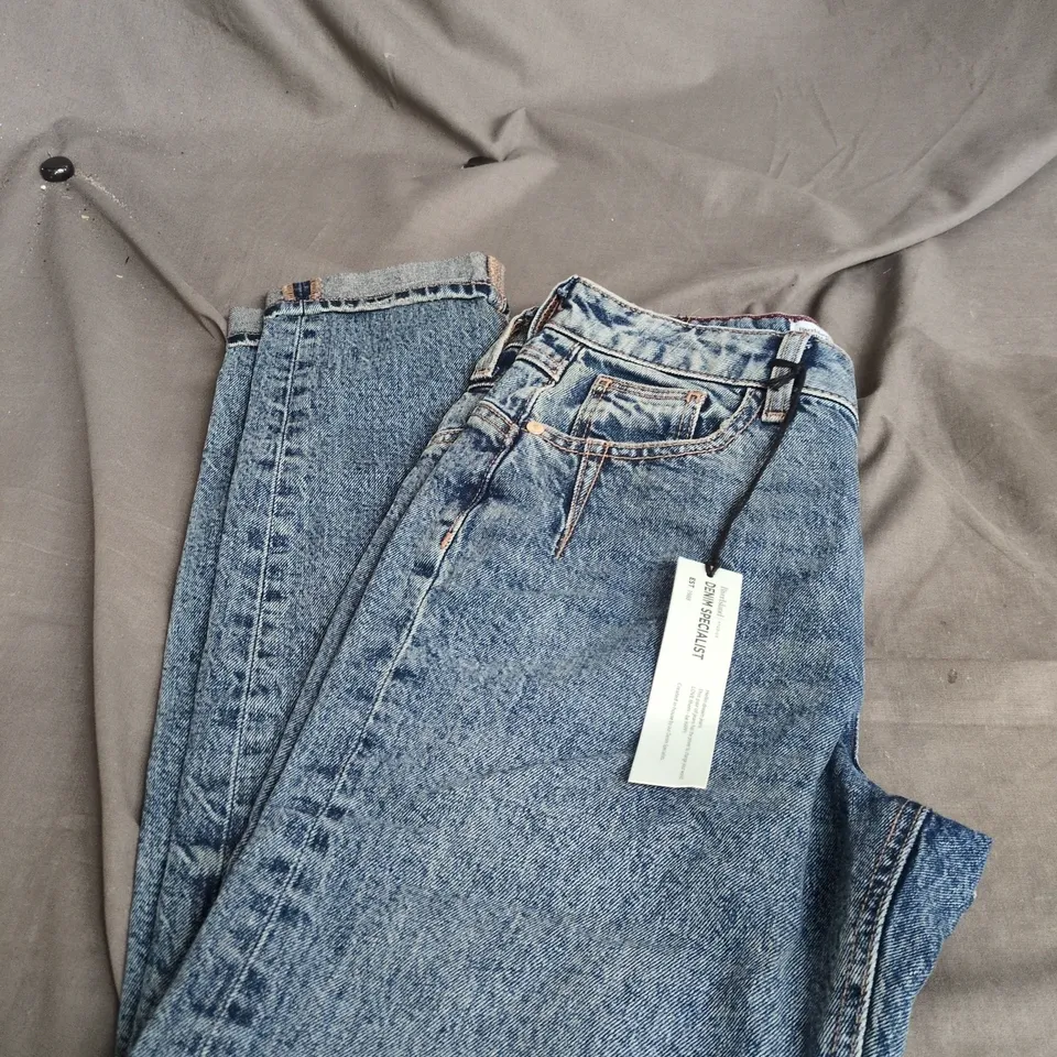 RIVER ISLAND HIGH RISE MOM JEANS SIZE 8