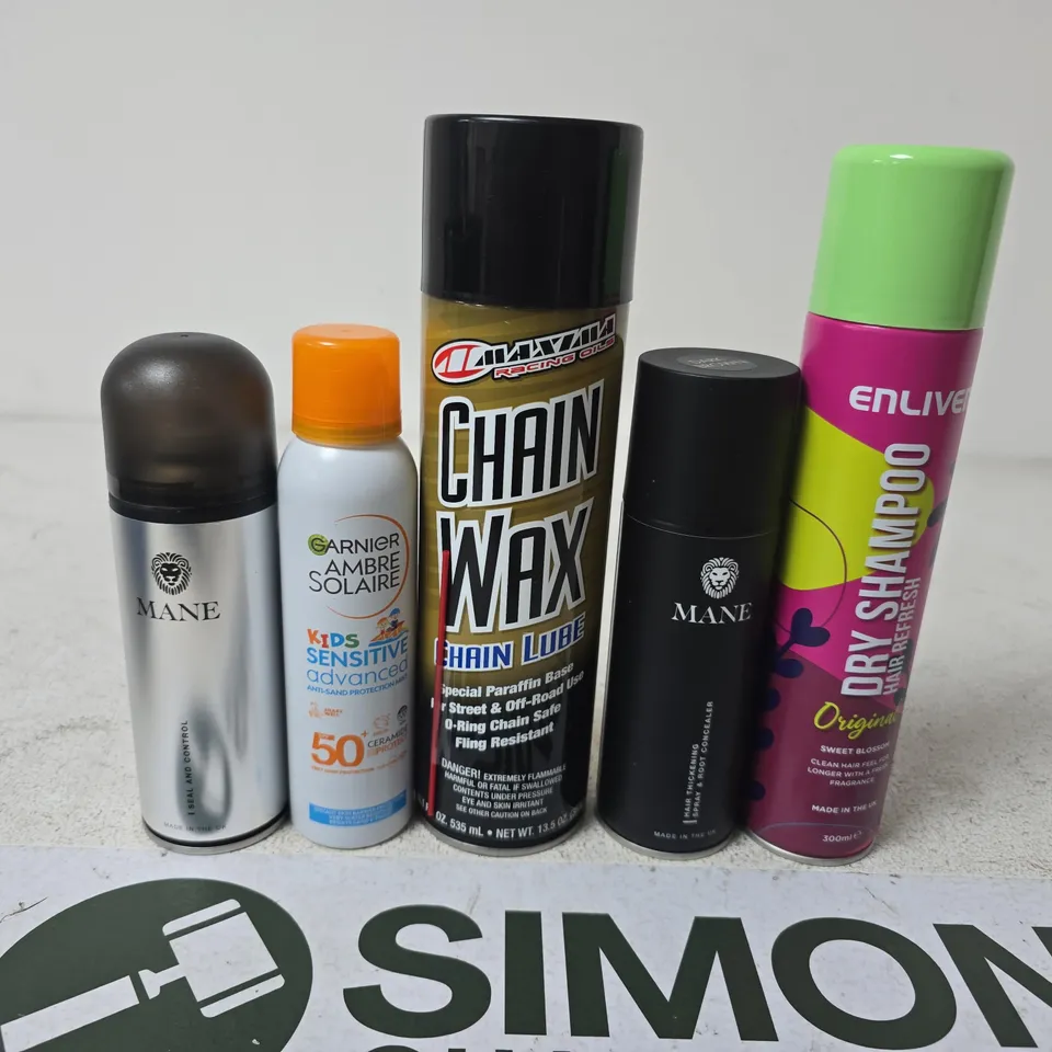 APPROXIMATELY 15 ASSORTED AEROSOLS TO INCLUDE MANE , CHAIN WAX AND DRY SHAMPOO