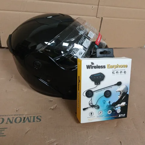 ORZ MOTORCYCLE HELMET SIZE XL AND WIRELESS EARPHONE 