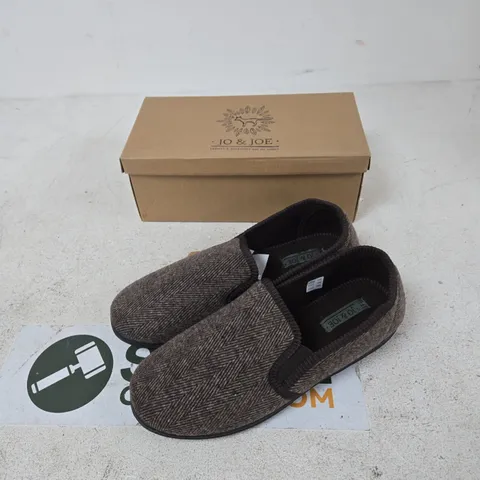 JO & JOE HAIG BROWN WIDE FIT SLIP-ON SHOES β UK SIZE 11