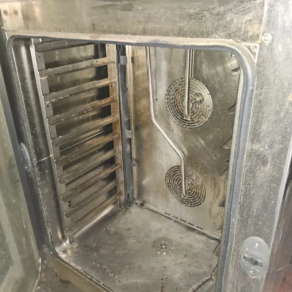 UNO COMBI OVEN Model XC318