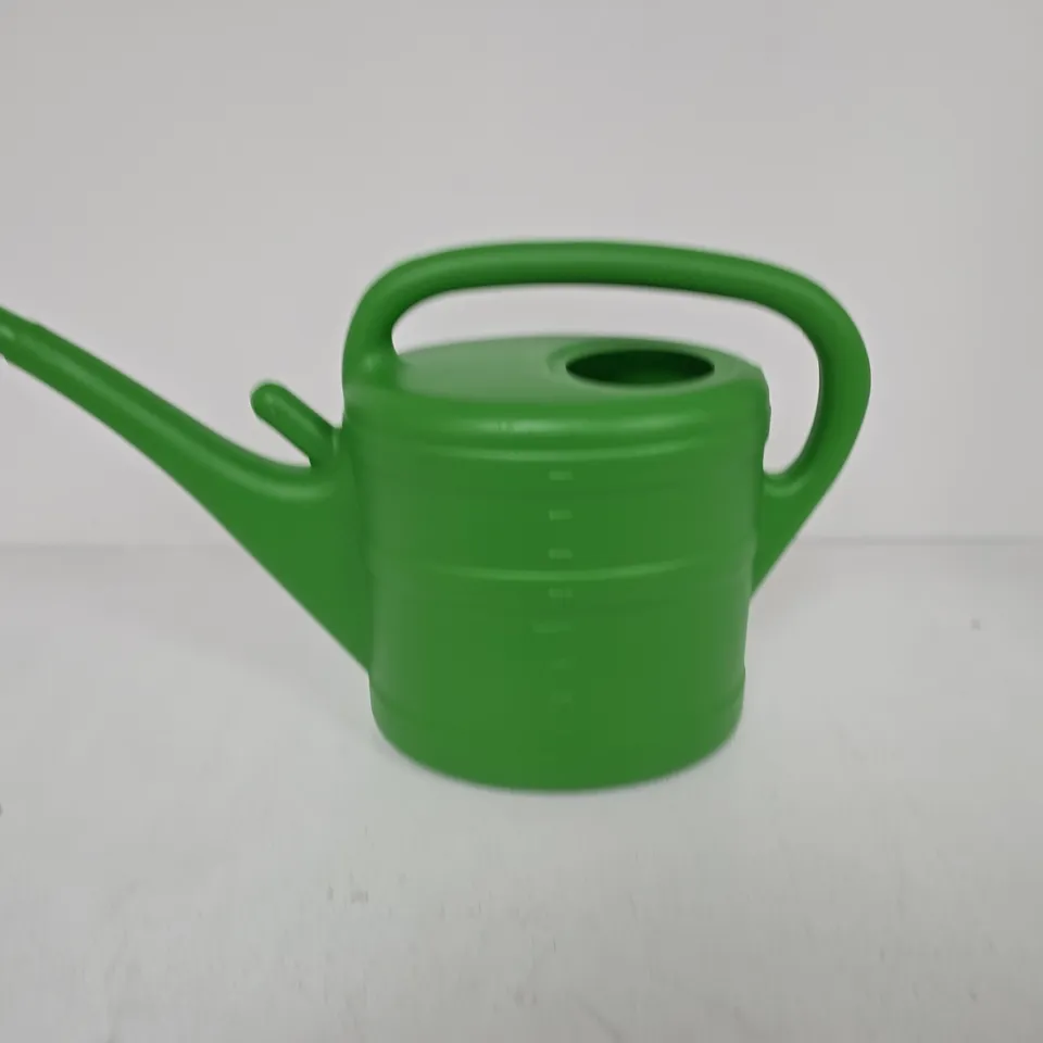 GREEN PLASTIC WATERING CAN