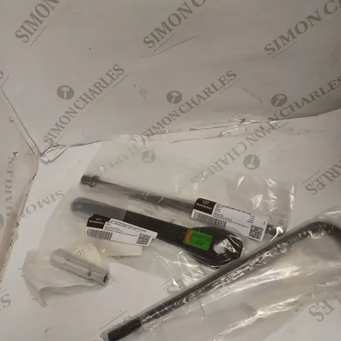 MERCEDES ORIGINAL WHEEL CHANGING KIT