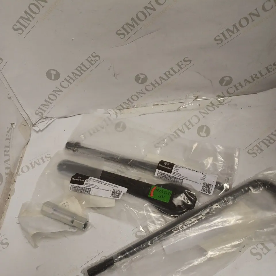 MERCEDES ORIGINAL WHEEL CHANGING KIT 