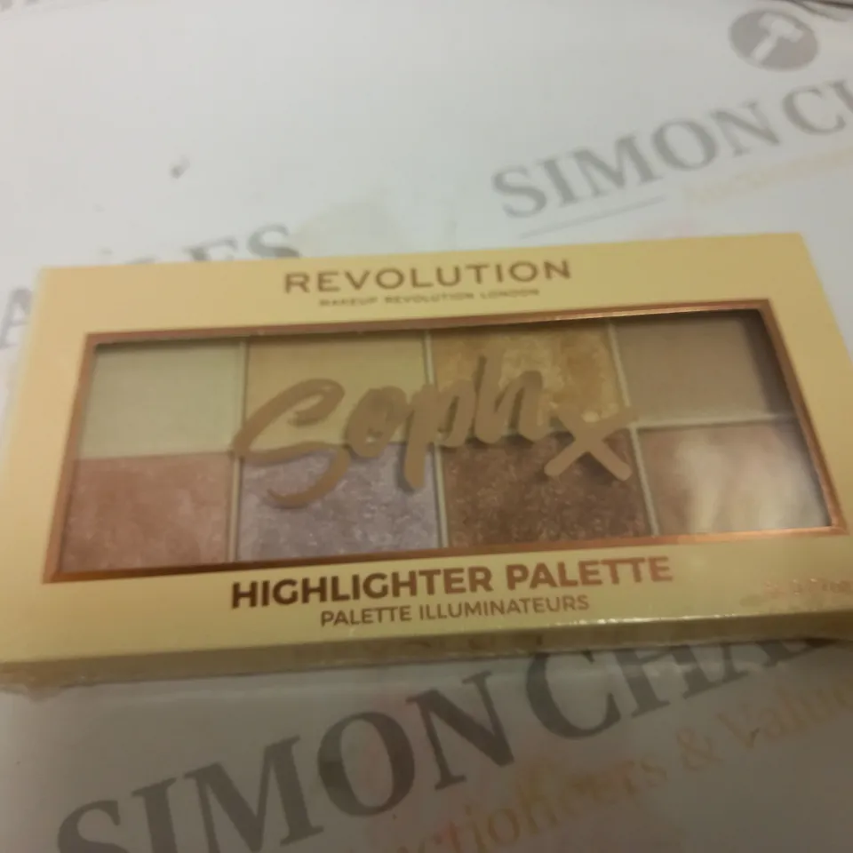 BOX OF APPROX 10 REVOLUTION HIGHLIGHTER PALETTE 