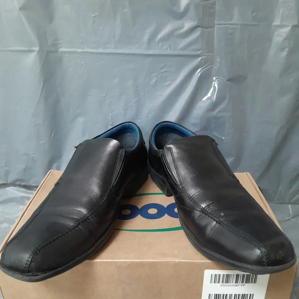 POD DUNDEE FORMAL SLIP ON SHOES - BLACK - SIZE EU 44