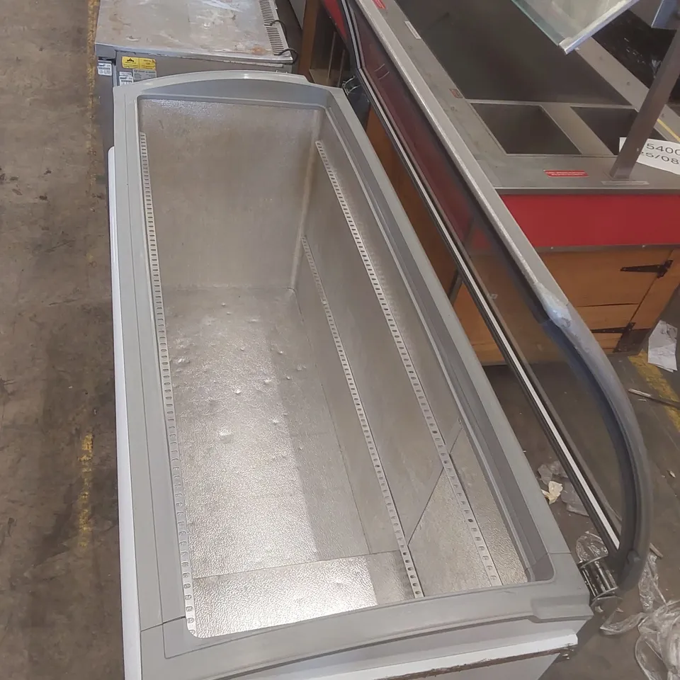 NOVUM 601L LUC COMMERCIAL CURVED GLASS LID FREEZER