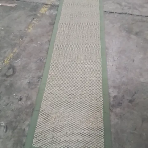 QUALITY DESIGNER AREA RUG - APPROXIMATELY 230X60CM