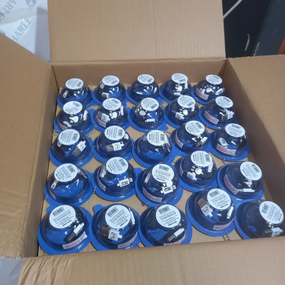 BOX OF APPROXIMATELY 225 USB CABLES - BLUE