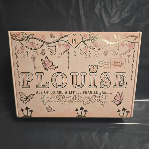 SEALED PLOUISE SPREAD YOUR WINGS & FLY SET