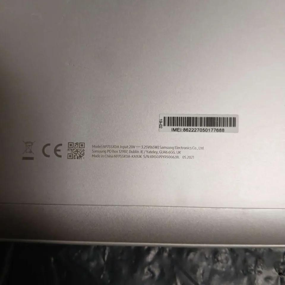 SAMSUNG GALAXY BOOX NP755XDA 15.6" LAPTOP – SILVER