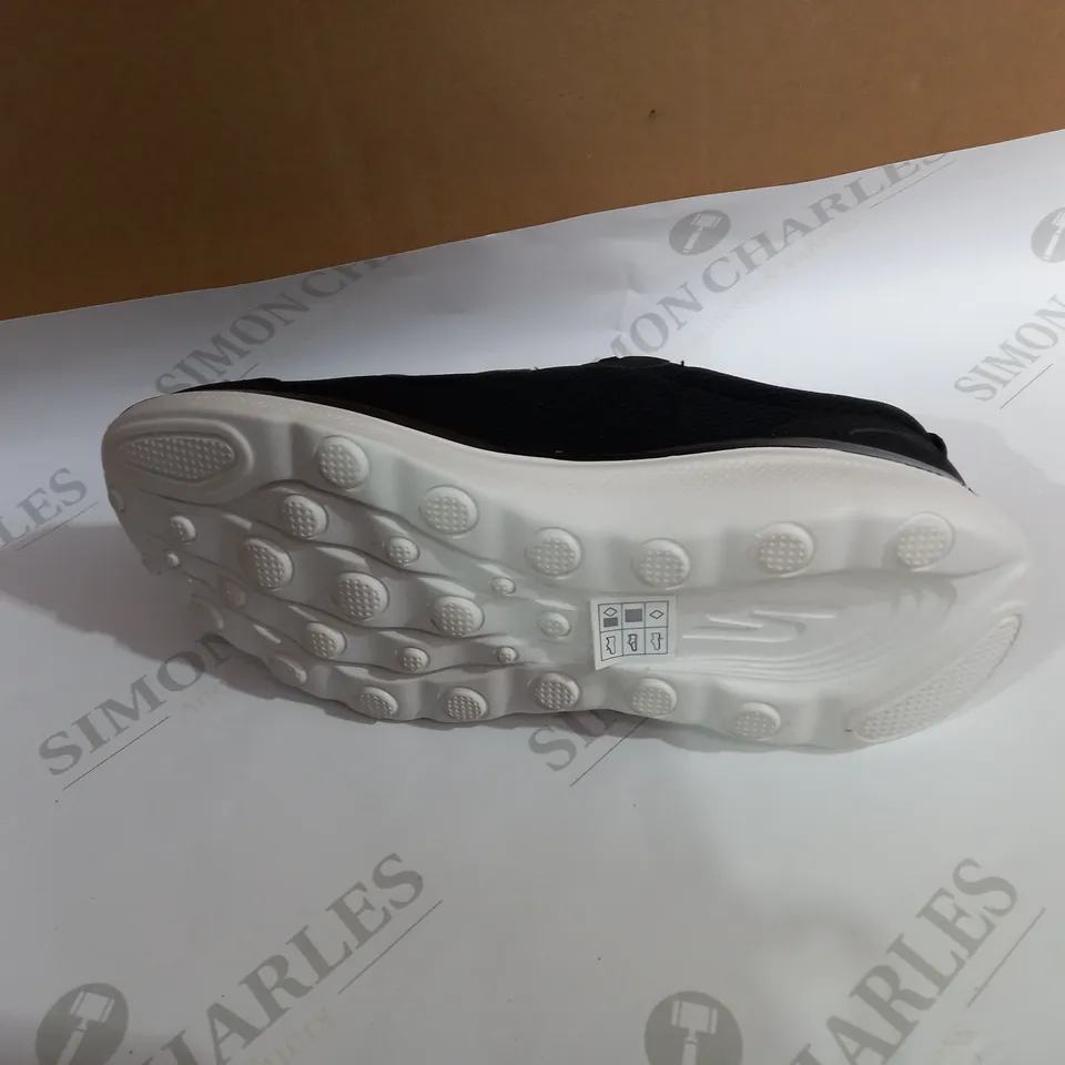 SKETCHERS BACK TRAINERS 