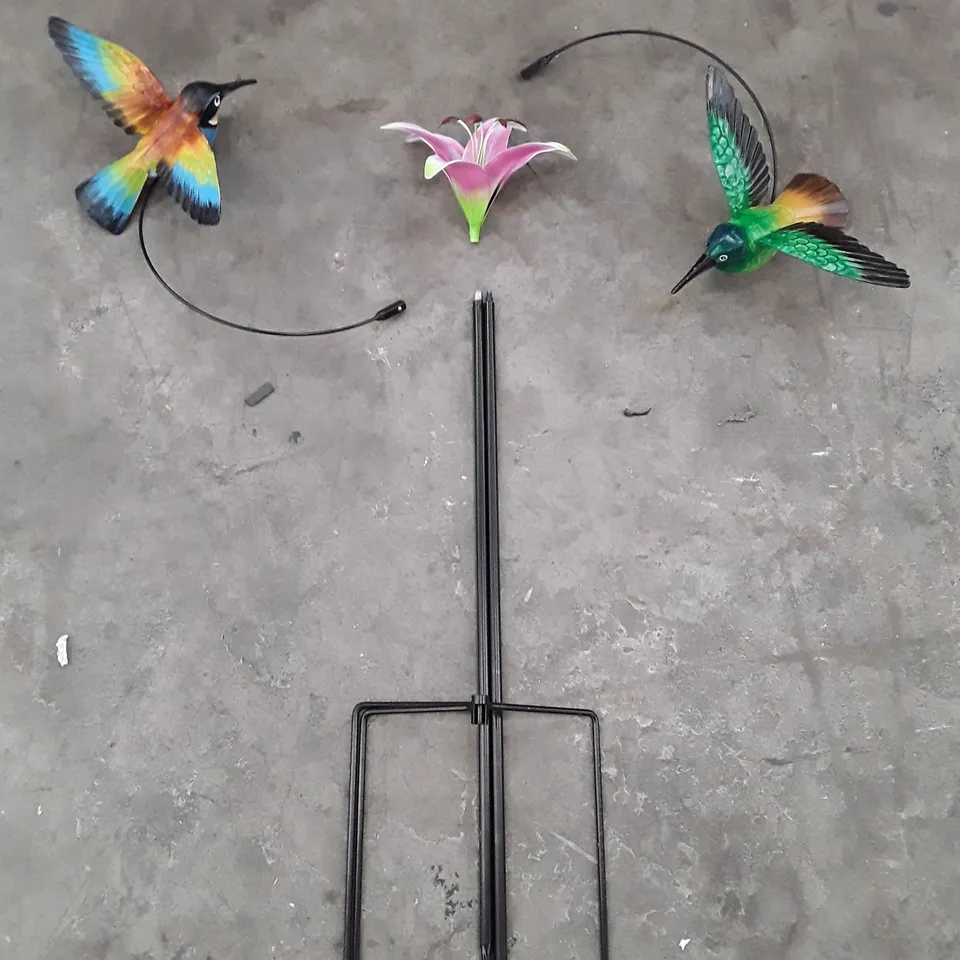 BOXED HOME2GARDEN HUMMINGBIRD WINDSPINNER