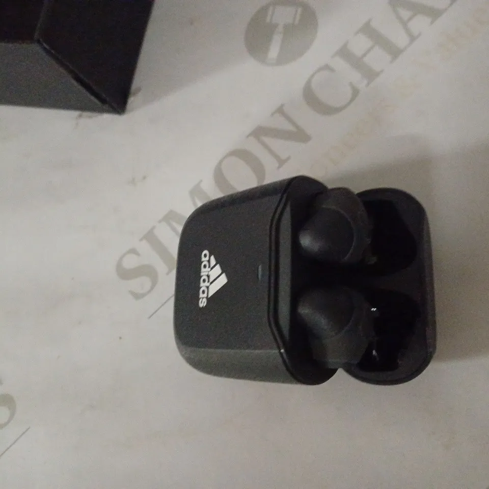 ADIDAS EARBUDS