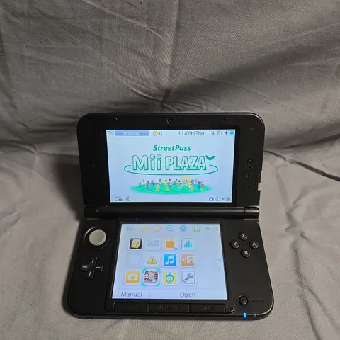NINTENDO 3DS XL 
