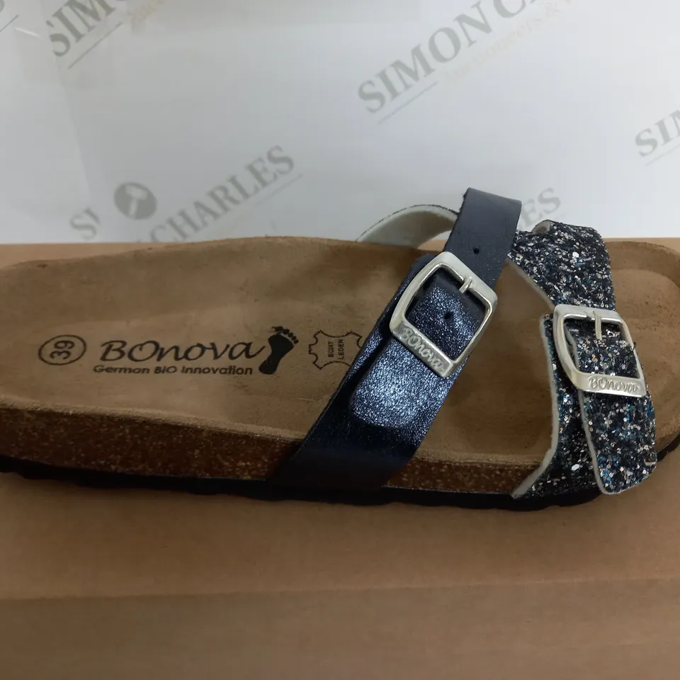 BONOVA SANDLES IN BLUE SIZE 6